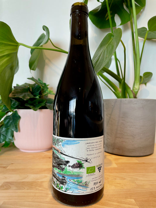 Back label of Staffelter Hof Little Red Riding Wolf natural wine bottle