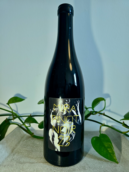 Mira Nestarec Pinot Noir