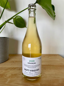 Front label of Bott Frigyes Granum natural wine bottle