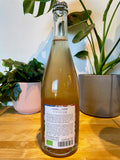 Back label of Fuchs und Hase Pet Nat Vol. 4 natural wine bottle