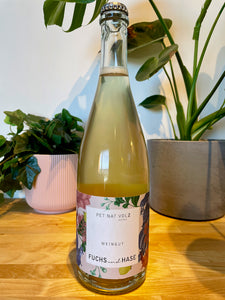 Front label of Fuchs und Hase Pet Nat Vol. 2 natural wine bottle