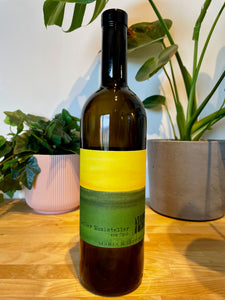 Front label of Maria & Sepp Muster Gelber Muskateller vom Opok natural wine bottle
