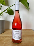 Back label of Martin Obenaus MO:Rose natural wine bottle
