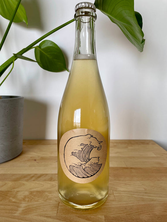 Front label of Olivier Cohen Déferlante Blanche natural wine bottle